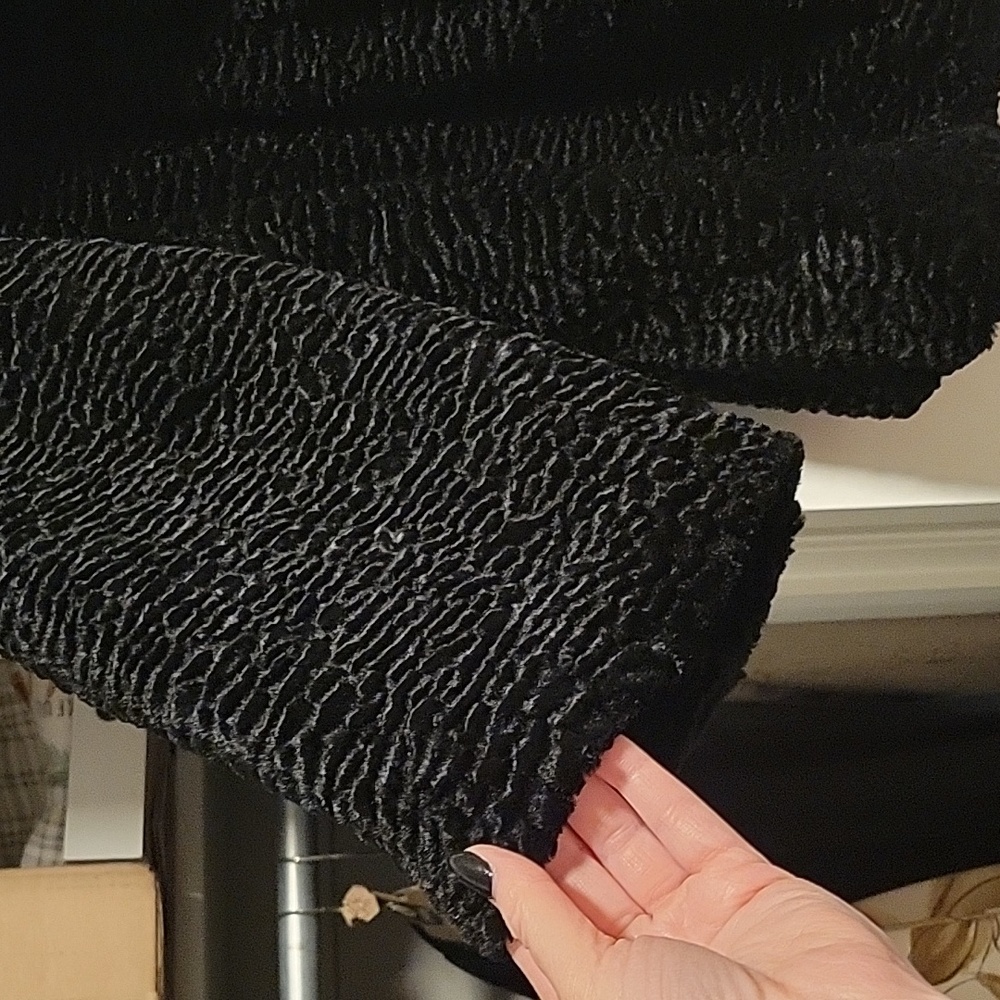 Cachet Women's Black Jacket - Picture 3 of 5
